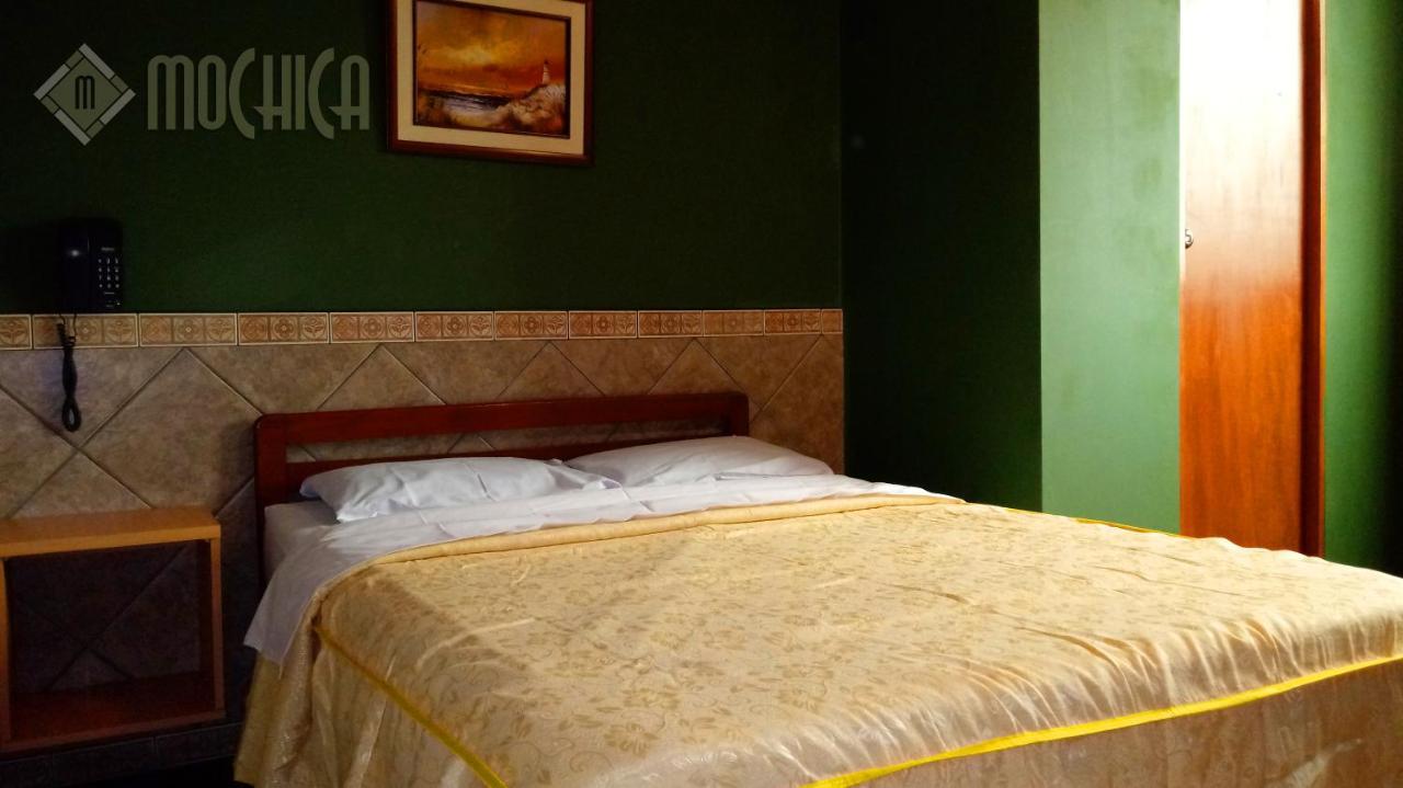 Hostal Residencial Mochica Lima Exterior foto